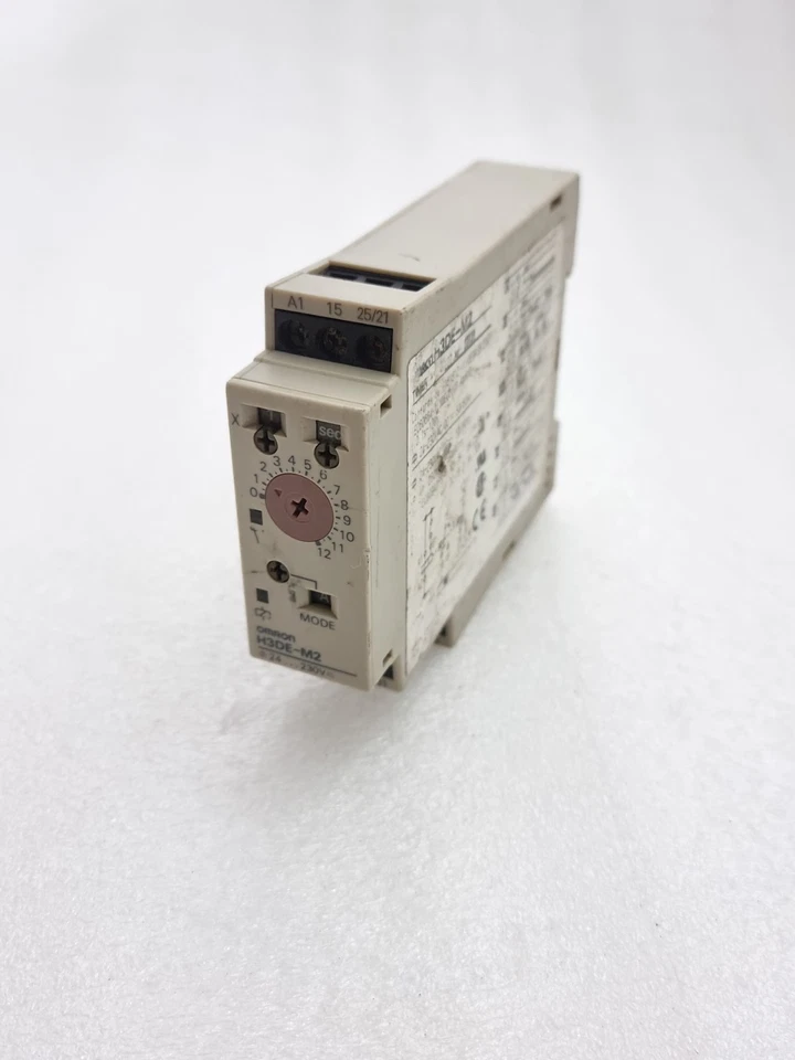 Omron H3DE-M2 Timer 24-230VAC/DC H3DEM2 (USED)